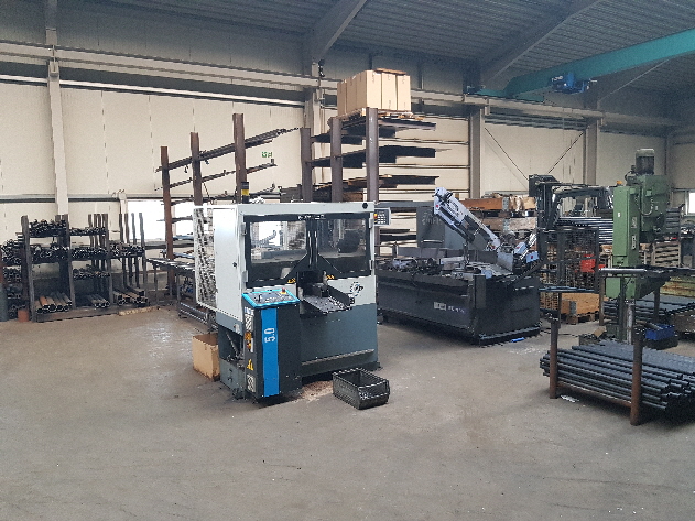 Zuschnitt mit  CNC-S�gen